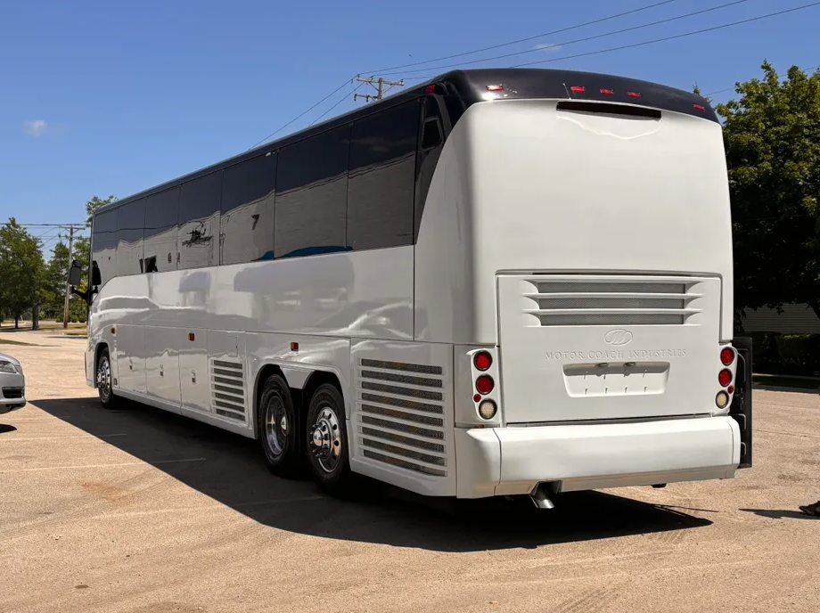 2008-2011 MCI J4500 Prison Bus